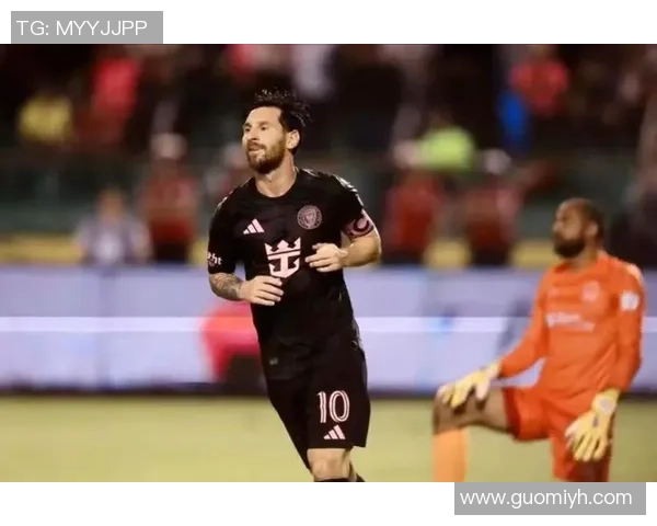 足球明星封神瞬间高清图片集锦展现他们的辉煌与风采